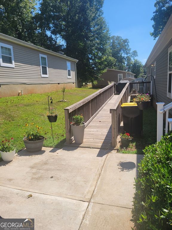 14 Redwood Circle, Newnan, GA 30263 — photo 4