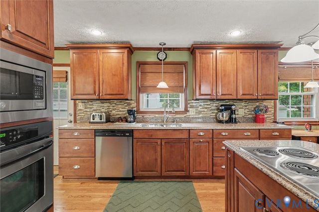 7113 Perrin Dr, Prince George, VA 23875