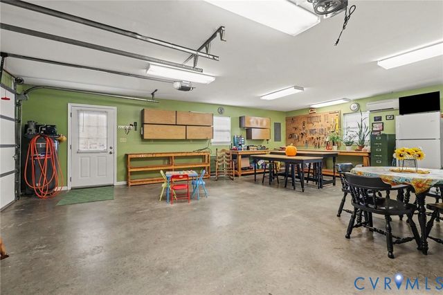 7113 Perrin Dr, Prince George, VA 23875