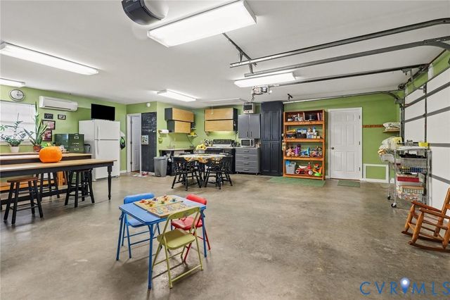 7113 Perrin Dr, Prince George, VA 23875