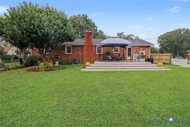 7113 Perrin Dr, Prince George, VA 23875