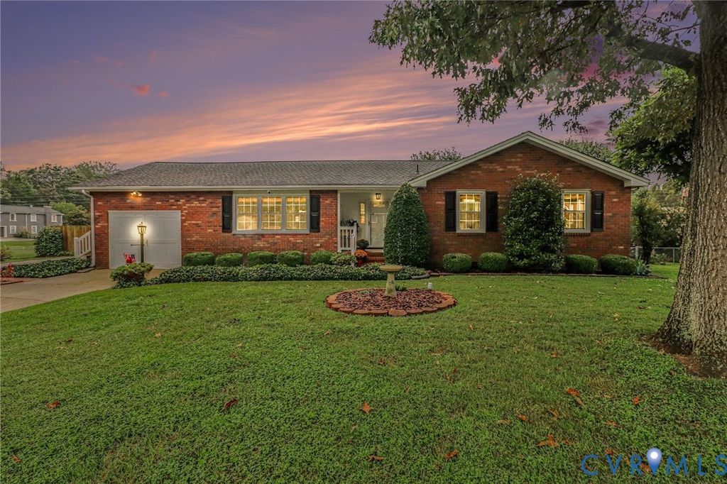 7113 Perrin Dr, Prince George, VA 23875
