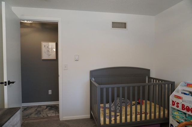 1007 11th Street, Charles City, IA 50616