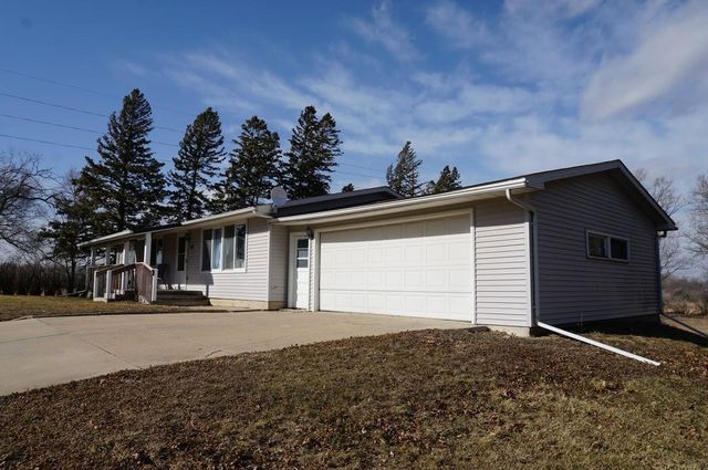 1007 11th Street, Charles City, IA 50616