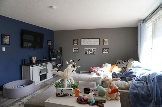 1007 11th Street, Charles City, IA 50616