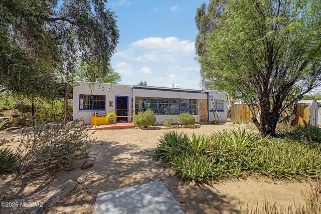 2123 E Fort Lowell Road, Tucson, AZ 85719