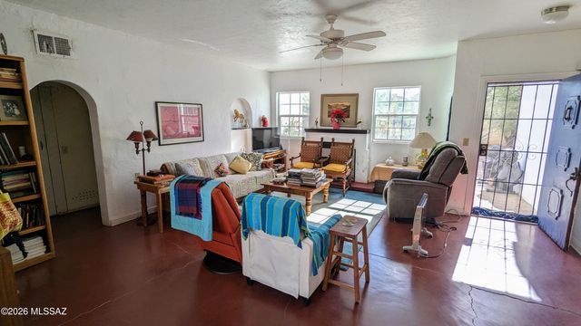 2123 E Fort Lowell Road, Tucson, AZ 85719