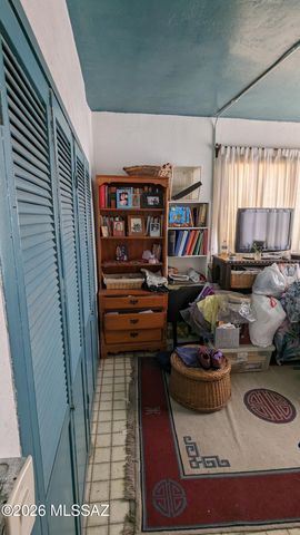 2123 E Fort Lowell Road, Tucson, AZ 85719