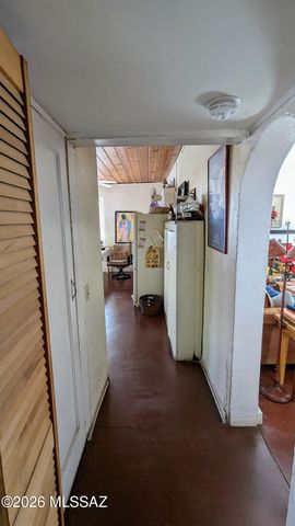 2123 E Fort Lowell Road, Tucson, AZ 85719