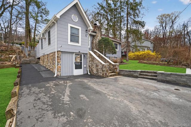 6 Glendale Road, Greenwood Lake, NY 10925