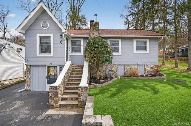 6 Glendale Road, Greenwood Lake, NY 10925