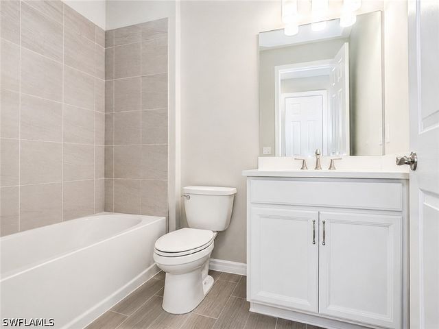 1264 Enbrook LOOP, Naples, FL 34114