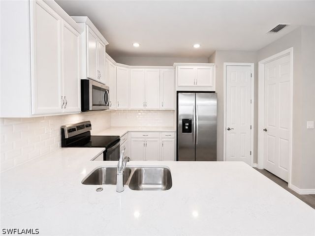 1264 Enbrook LOOP, Naples, FL 34114