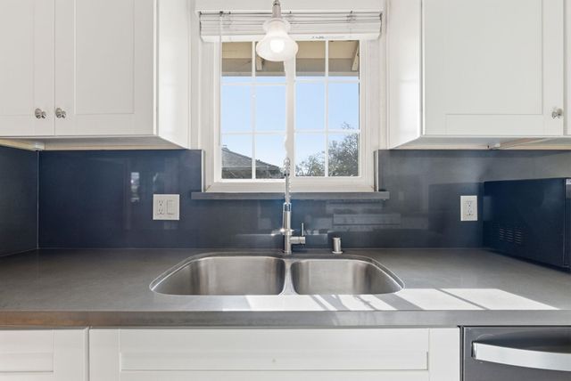 10 10 E Vivian Dr, Pleasant Hill, CA 94523