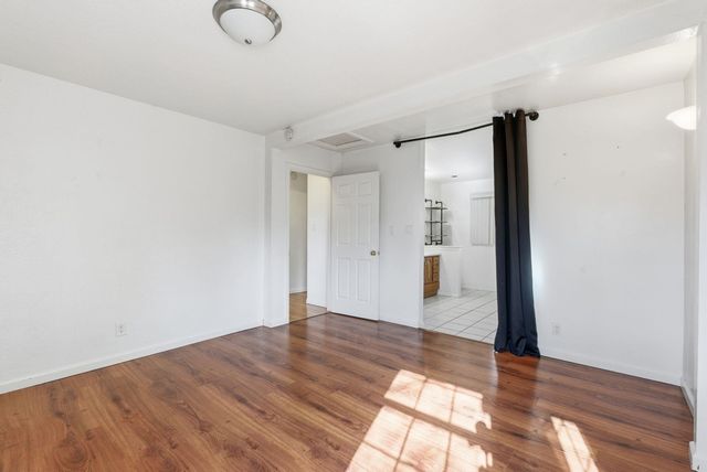 10 10 E Vivian Dr, Pleasant Hill, CA 94523