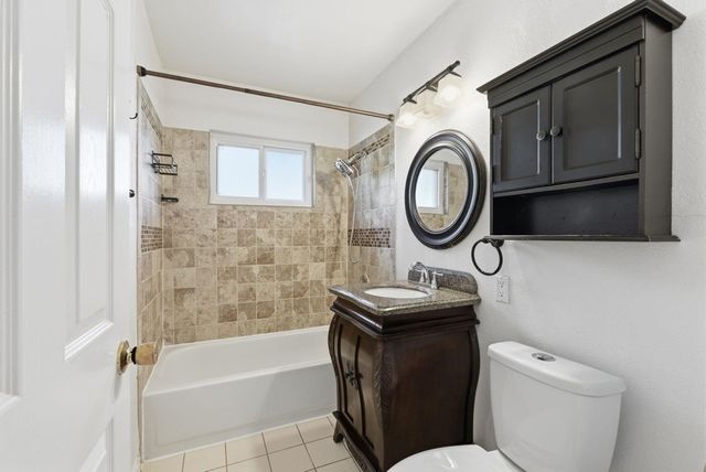 10 10 E Vivian Dr, Pleasant Hill, CA 94523