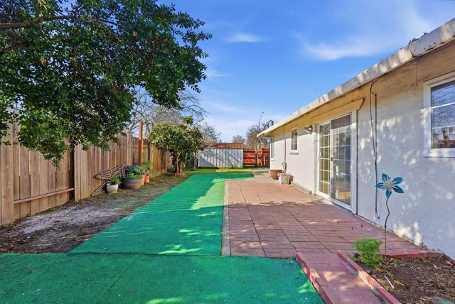 10 10 E Vivian Dr, Pleasant Hill, CA 94523