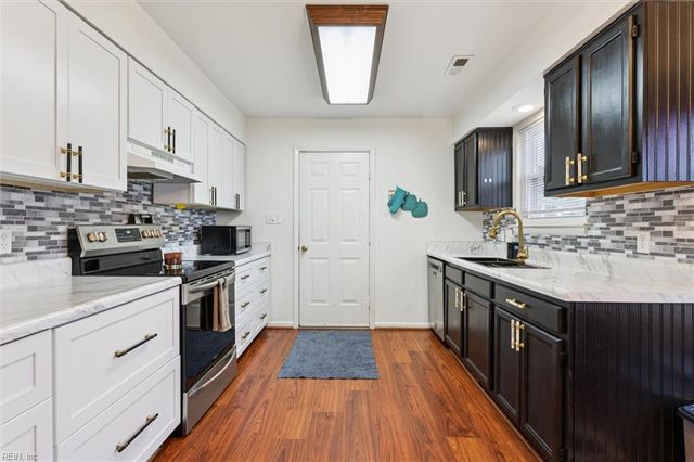 816 Estelle CT, Newport News, VA 23608