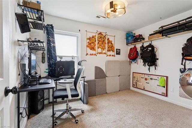 816 Estelle CT, Newport News, VA 23608