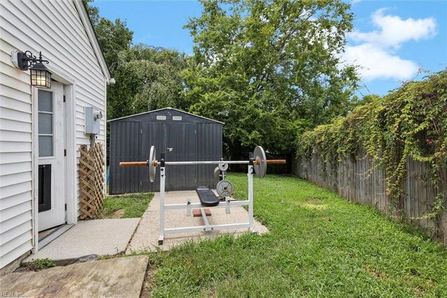 816 Estelle CT, Newport News, VA 23608