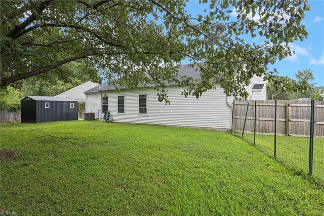 816 Estelle CT, Newport News, VA 23608
