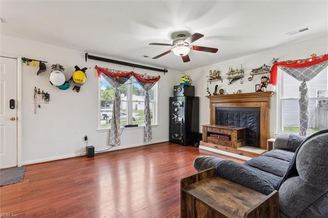 816 Estelle CT, Newport News, VA 23608