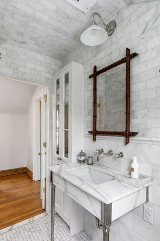 63 King Street, Charleston, SC 29401