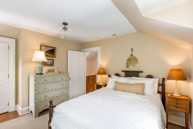 63 King Street, Charleston, SC 29401