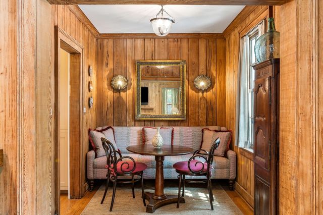 63 King Street, Charleston, SC 29401