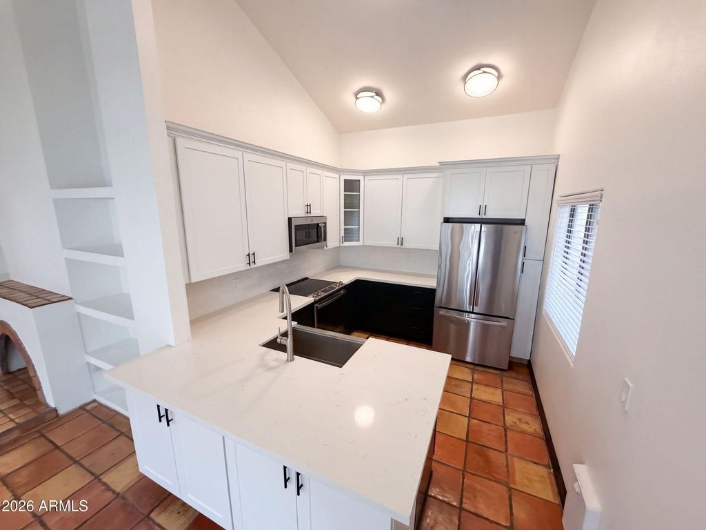 18654 N 45TH Avenue, Glendale, AZ 85308 — photo 2