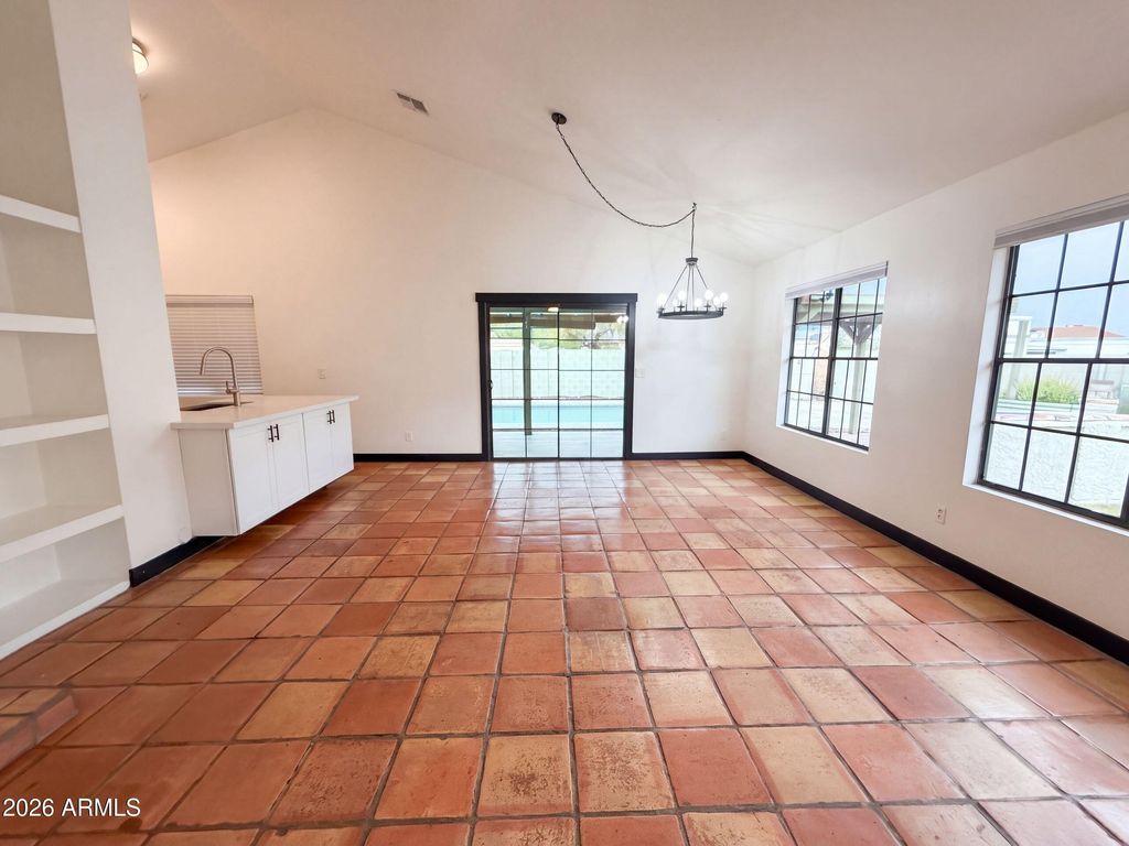 18654 N 45TH Avenue, Glendale, AZ 85308 — photo 3