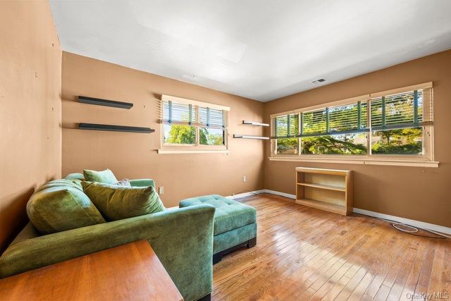 86-33 Palo Alto Street, Holliswood, NY 11423