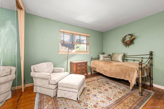 86-33 Palo Alto Street, Holliswood, NY 11423