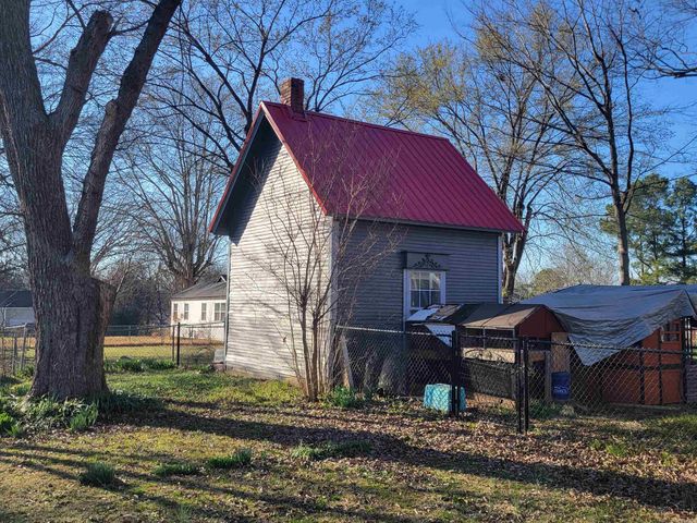 709 N Morrill Street, Morrilton, AR 72110