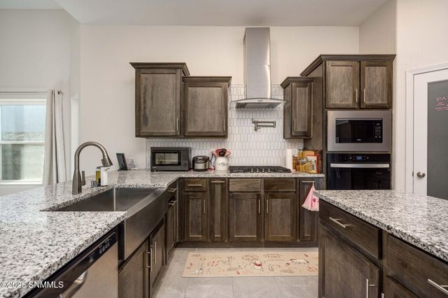 143 Ruth Trail, Santa Teresa, NM 88008