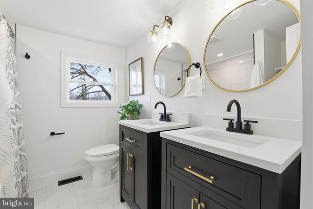 13815 JARRETTSVILLE PIKE, Phoenix, MD 21131