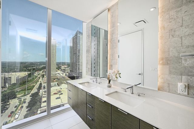 301 West Ave 1608, Austin, TX 78701