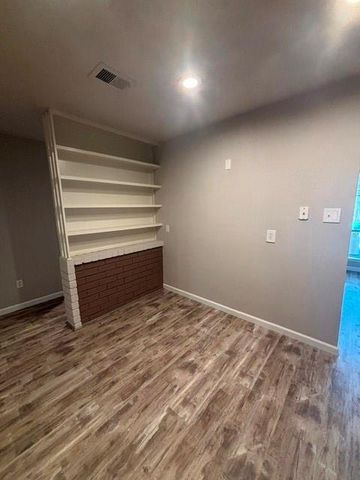 122 Greenshire Drive, League City, TX 77573