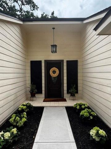 122 Greenshire Drive, League City, TX 77573