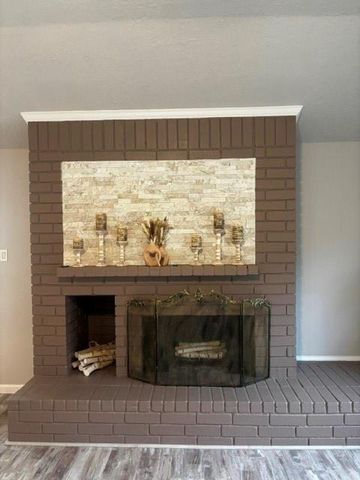 122 Greenshire Drive, League City, TX 77573