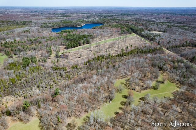 1125 Chaput Drive, Sears, MI 49679