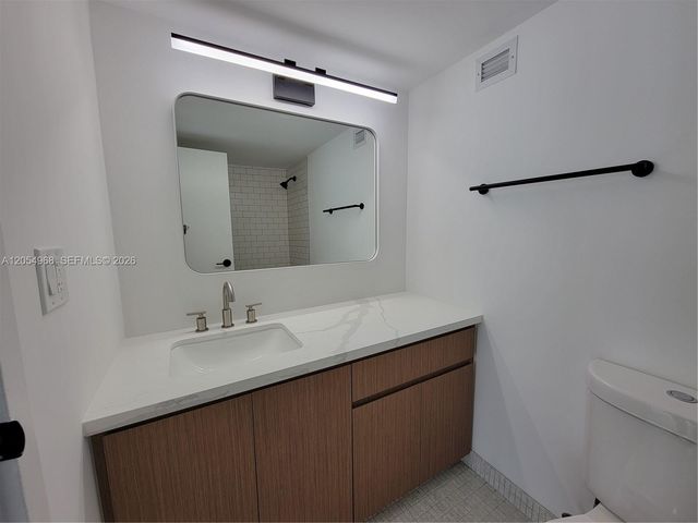 2655 Collins Avenue 608, Miami Beach, FL 33140