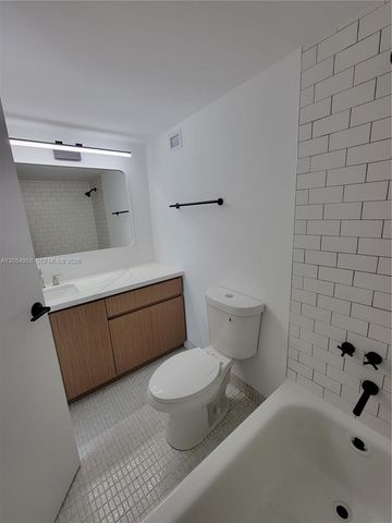 2655 Collins Avenue 608, Miami Beach, FL 33140
