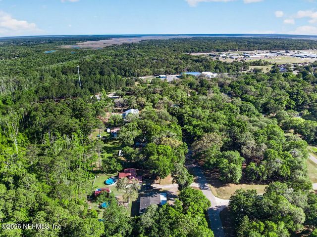 86112 LOFTON Court, Yulee, FL 32097
