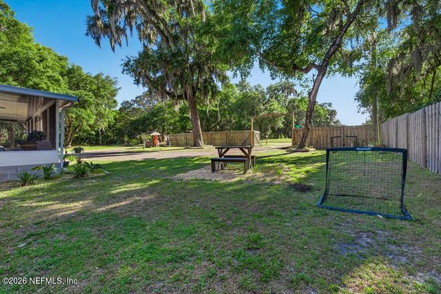 86112 LOFTON Court, Yulee, FL 32097