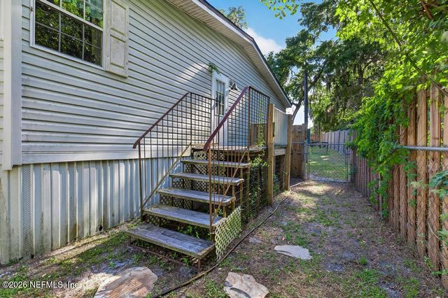 86112 LOFTON Court, Yulee, FL 32097
