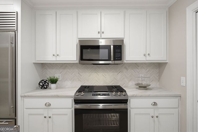 494 Ansley Walk Terrace NE, Atlanta, GA 30309