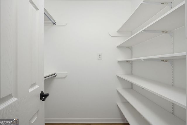 494 Ansley Walk Terrace NE, Atlanta, GA 30309