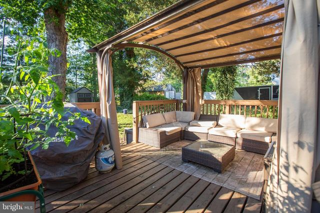 112 W MAIDEN LN, Somerdale, NJ 08083
