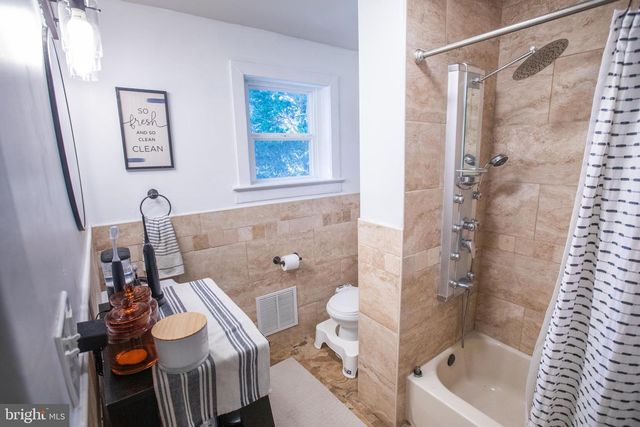 112 W MAIDEN LN, Somerdale, NJ 08083